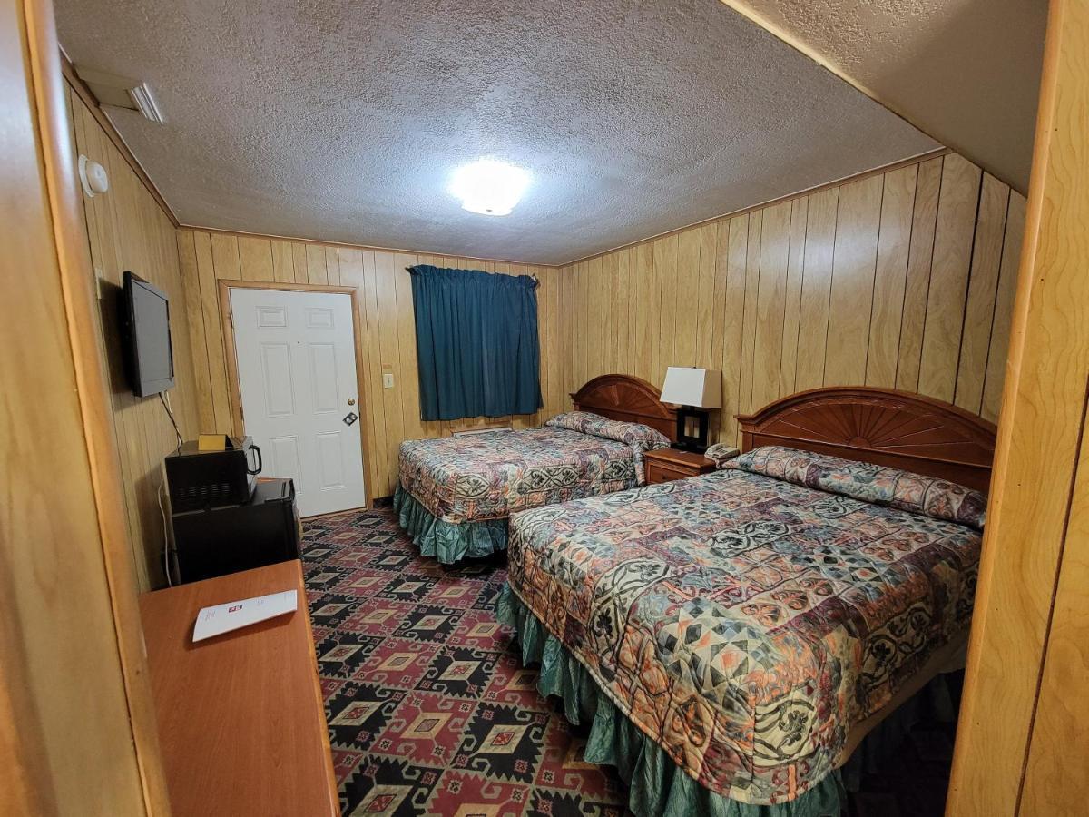 Eddy'S Motel Pleasanton Ngoại thất bức ảnh